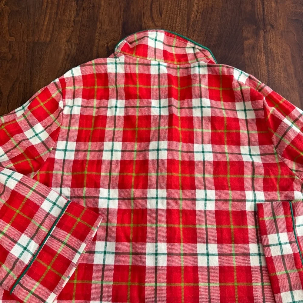 Disney Minnie Mouse Christmas Red and Green Plaid Fabric Pajama Top - Picture 6 of 8